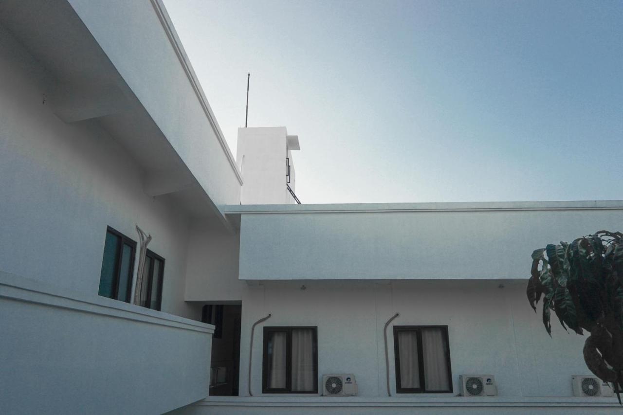 Al Ashri Inn By Urban ジョグジャカルタ エクステリア 写真